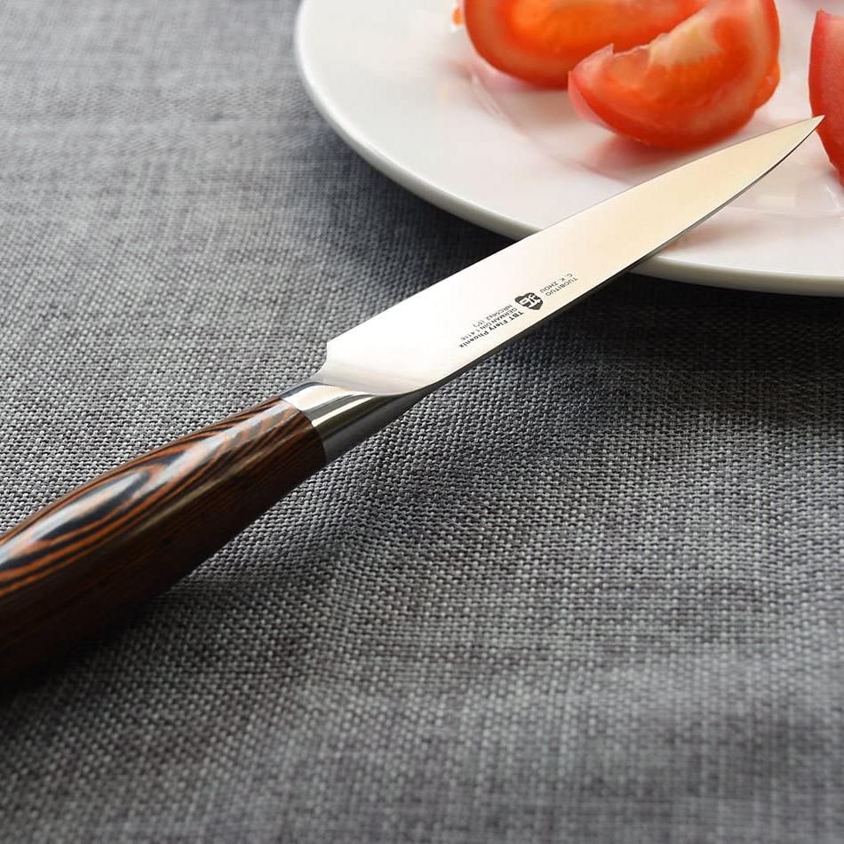 Tovik | Kokkens Kniv 5 Tommer i Rustfrit Stål med Høj Kulstofindhold – Ergonomisk Håndtag i Pakkatræ